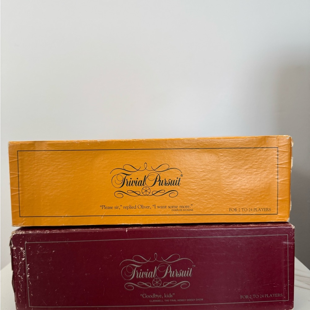 Trivial Pursuit Board Game Set